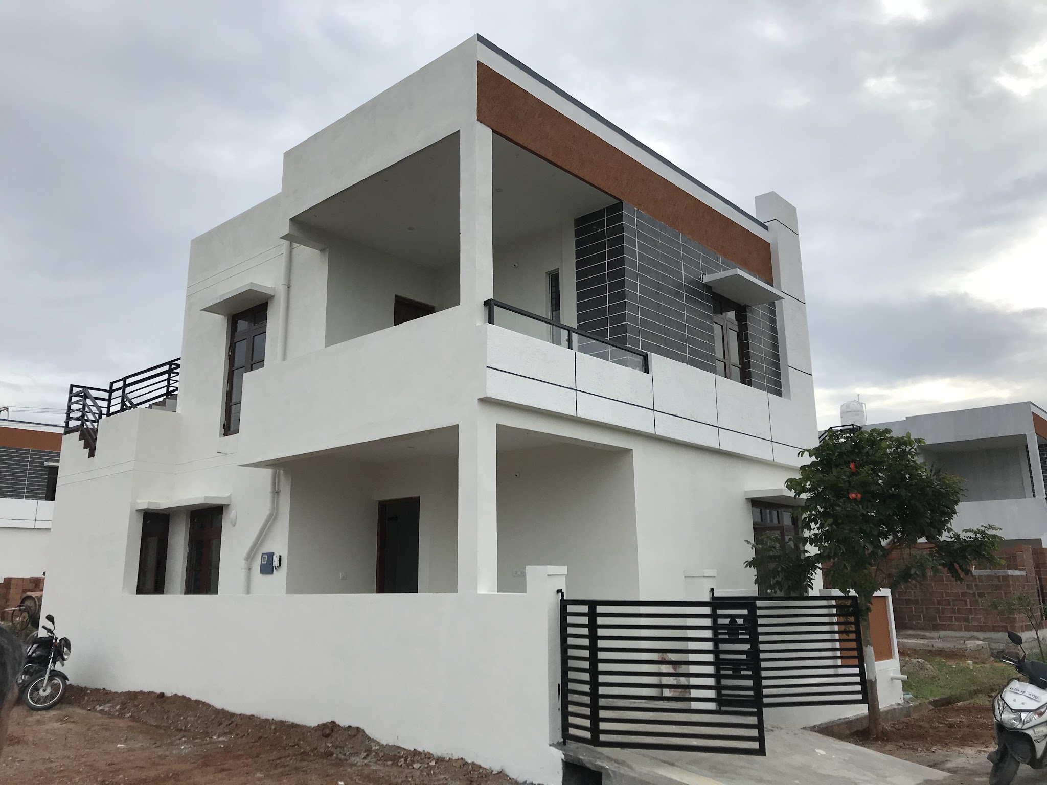 G9 Nairuthya Modern Architecture